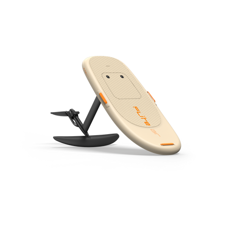 Flite AIR ICON inflatable eFoil in Sabbia with Flite Jet 2 propulsion. Image via Fliteboard USA.